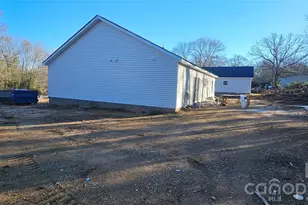 308 Zion Church Rd, Clover, SC 29710 - Photo 5
