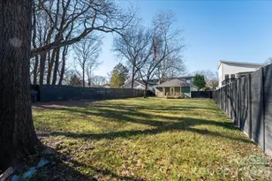 1716 Umstead St, Charlotte, NC 28205 - Photo 29