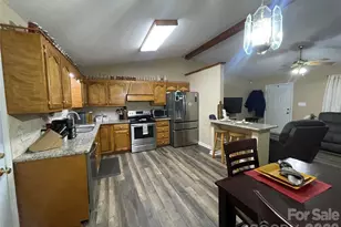 1676 Plyler Lake Rd, Gastonia, NC 28054 - Photo 9