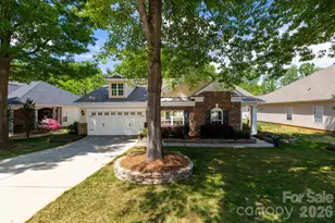 241 Loch Stone St, Fort Mill, SC 29715 - Photo 3