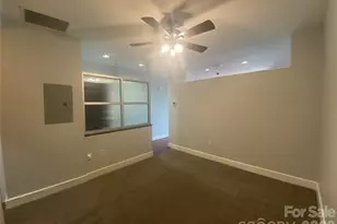 333 W Trade St, Charlotte, NC 28202 - Photo 19