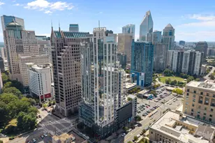 333 W Trade St, Charlotte, NC 28202 - Photo 3