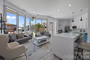 333 W Trade St, Charlotte, NC 28202 - Photo 33