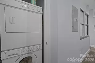 333 W Trade St, Charlotte, NC 28202 - Photo 11