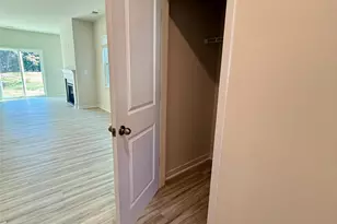 12415 Lady Bell Dr, Charlotte, NC 28278 - Photo 3