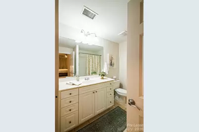 300 W 5th Street #439, Charlotte, NC 28202 - Photo 9