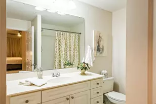 300 W 5th St, Charlotte, NC 28202 - Photo 9