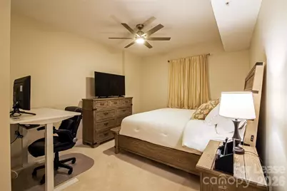 300 W 5th Street #439, Charlotte, NC 28202 - Photo 7