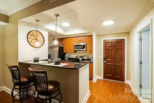 300 W 5th St, Charlotte, NC 28202 - Photo 5