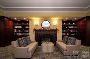 300 W 5th St, Charlotte, NC 28202 - Photo 23