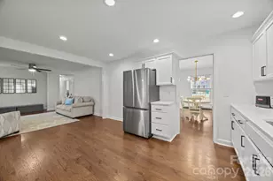 2431 Fox Hollow Rd, Mint Hill, NC 28227 - Photo 9