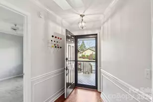 205 Wild Oak Ln, Hendersonville, NC 28791 - Photo 3