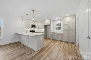 119 Birdsey St, Statesville, NC 28677 - Photo 7