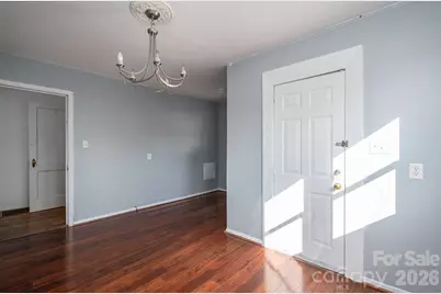 329 W Main Street, Lincolnton, NC 28092 - Photo 17