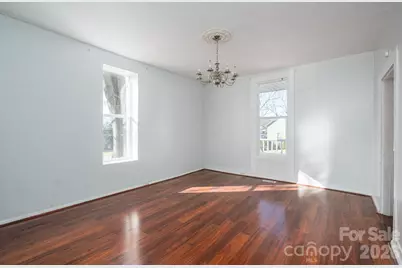 329 W Main Street, Lincolnton, NC 28092 - Photo 19