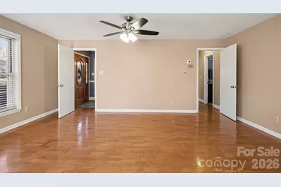 6035 Idlebrook Drive, Charlotte, NC 28212 - Photo 17