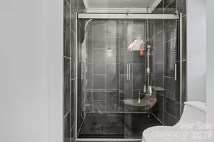 6035 Idlebrook Dr, Charlotte, NC 28212 - Photo 39