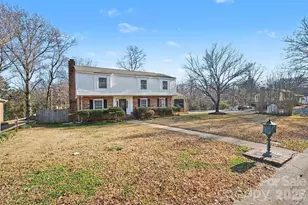 6035 Idlebrook Dr, Charlotte, NC 28212 - Photo 3