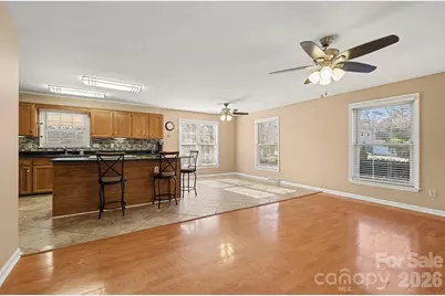 6035 Idlebrook Drive, Charlotte, NC 28212 - Photo 11