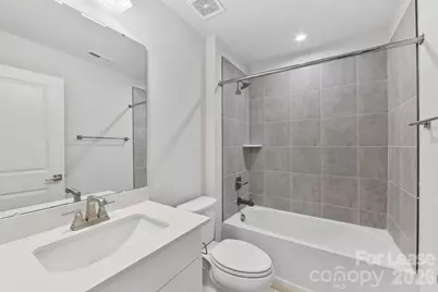 440 Spearfield Lane, Charlotte, NC 28205 - Photo 35