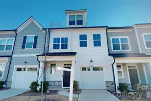 9512 Munsing Dr, Charlotte, NC 28269 - Photo 1