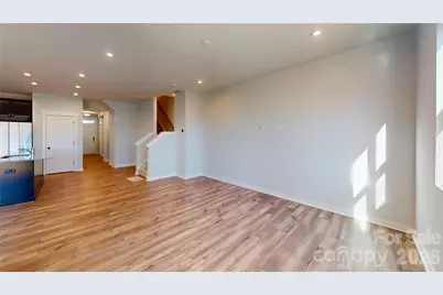 9512 Munsing Drive #165, Charlotte, NC 28269 - Photo 5