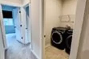 9512 Munsing Dr, Charlotte, NC 28269 - Photo 5