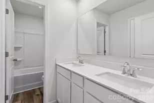 386 Hollingswood Dr, Statesville, NC 28625 - Photo 19