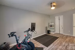 429 Wiltshire Cir, Fletcher, NC 28732 - Photo 21