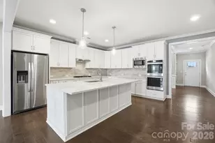 2027 Bonds Ln, Fort Mill, SC 29715 - Photo 7