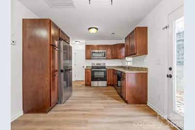 27 Barnett Shoals Drive, Weaverville, NC 28787 - Photo 9