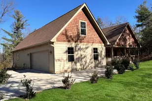 334 Summer Orchard Dr, Hendersonville, NC 28792 - Photo 3