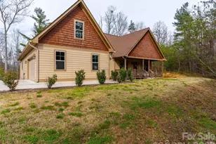 334 Summer Orchard Dr, Hendersonville, NC 28792 - Photo 3