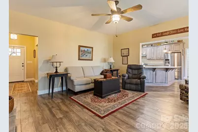 334 Summer Orchard Drive, Hendersonville, NC 28792 - Photo 15