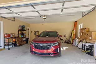 334 Summer Orchard Dr, Hendersonville, NC 28792 - Photo 27