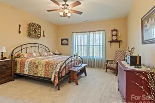 334 Summer Orchard Dr, Hendersonville, NC 28792 - Photo 17