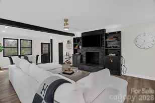 5323 Glenham Dr, Charlotte, NC 28210 - Photo 7