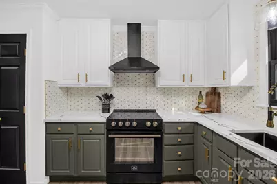 5323 Glenham Drive, Charlotte, NC 28210 - Photo 9