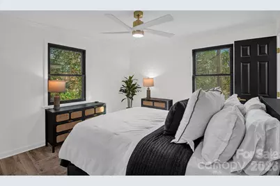 5323 Glenham Drive, Charlotte, NC 28210 - Photo 13