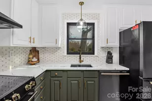 5323 Glenham Dr, Charlotte, NC 28210 - Photo 13