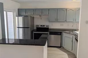 5976 Prescott Ct, Charlotte, NC 28269 - Photo 3