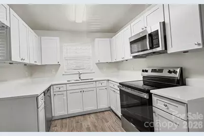 3431 Shamrock Drive, Charlotte, NC 28215 - Photo 9