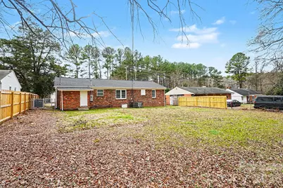 3431 Shamrock Drive, Charlotte, NC 28215 - Photo 3