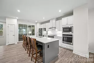 949 Portrush Ln, Tega Cay, SC 29708 - Photo 11