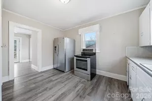 2036 4th St NE, Hickory, NC 28601 - Photo 11