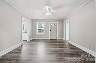 2036 4th St NE, Hickory, NC 28601 - Photo 9