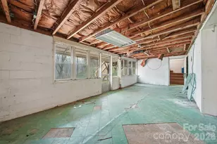 2036 4th St NE, Hickory, NC 28601 - Photo 25