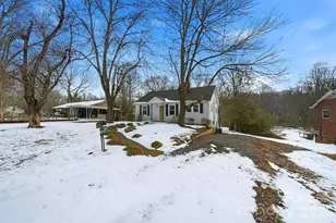 2036 4th St NE, Hickory, NC 28601 - Photo 35