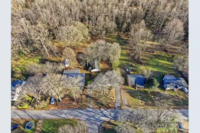 2036 4th Street NE, Hickory, NC 28601 - Photo 37