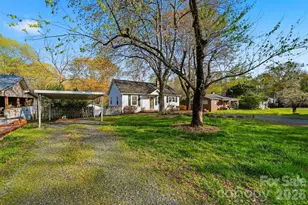 2036 4th St NE, Hickory, NC 28601 - Photo 43